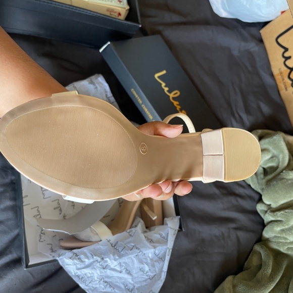 Lulus Two-Tone Taylor Heels (8) (BNWT / BNIB) - Picture 5 of 16